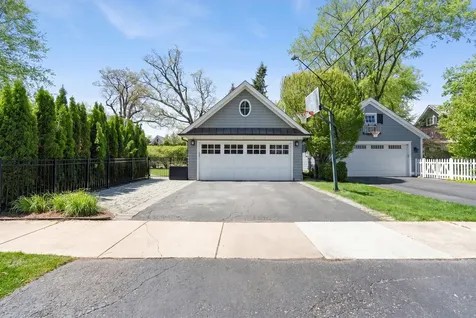 804 Greenwood Avenue Wilmette IL 60091