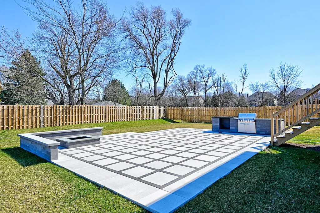 1205 Ridge Road Westmont IL 60559