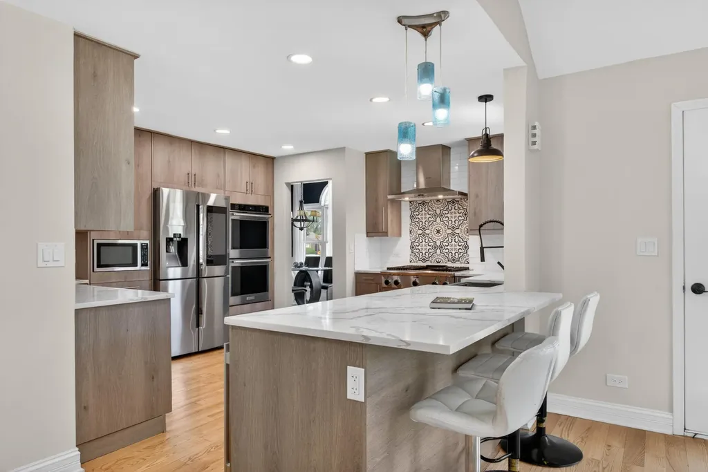 1673 Bloomingdale Road Glendale Heights IL 60139