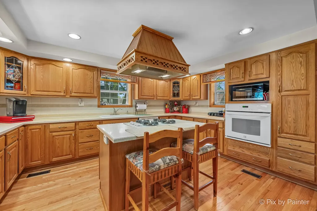5156 South Massasoit Avenue S Chicago IL 60638