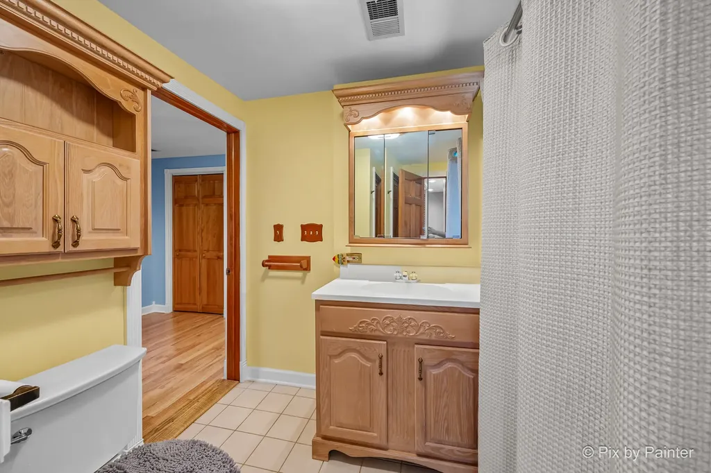 5156 South Massasoit Avenue S Chicago IL 60638