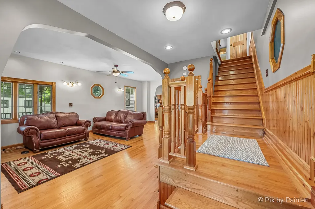 5156 South Massasoit Avenue S Chicago IL 60638