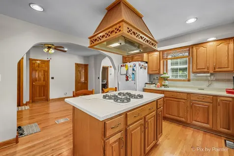 5156 South Massasoit Avenue S Chicago IL 60638