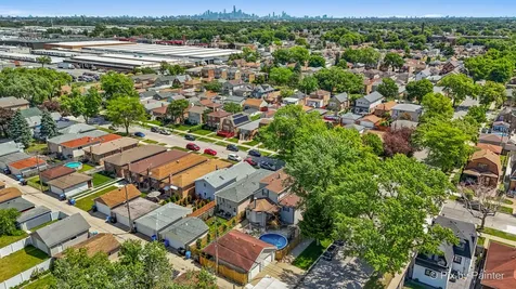 5156 South Massasoit Avenue S Chicago IL 60638