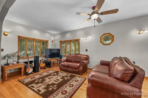 5156 South Massasoit Avenue S Chicago IL 60638