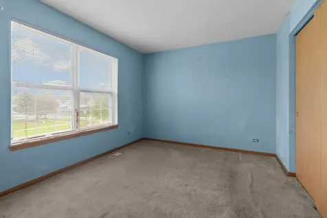 819 Casey Lane Harvard IL 60033