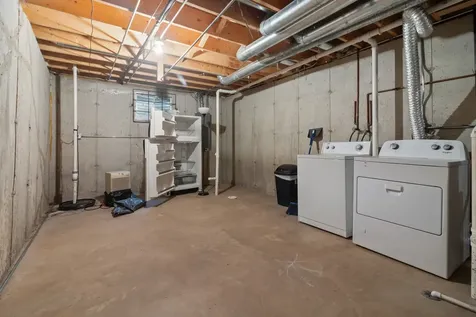 819 Casey Lane Harvard IL 60033