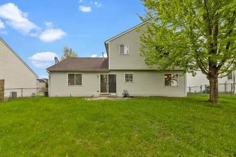 819 Casey Lane Harvard IL 60033