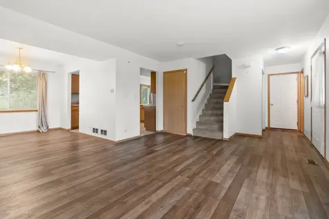 819 Casey Lane Harvard IL 60033
