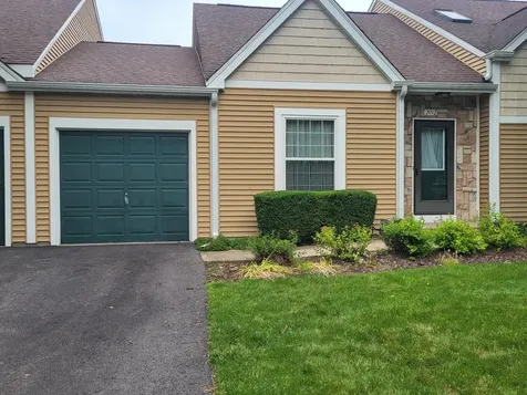 2032 Teton Parkway Algonquin IL 60102