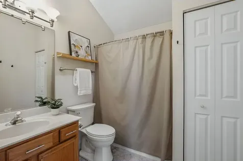 257 Cranberry Lake Drive Hainesville IL 60073