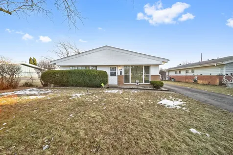 113 Berry Street Park Forest IL 60466
