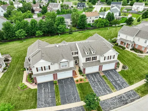 1033 Heron Circle Joliet IL 60431