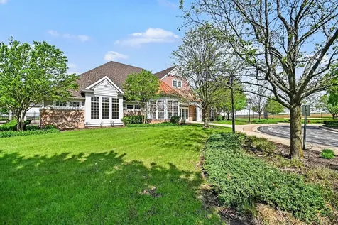 1033 Heron Circle Joliet IL 60431