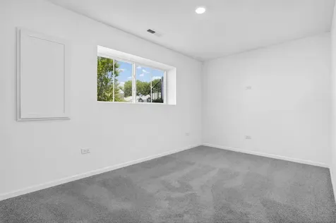 428 Red Oak Circle Volo IL 60020