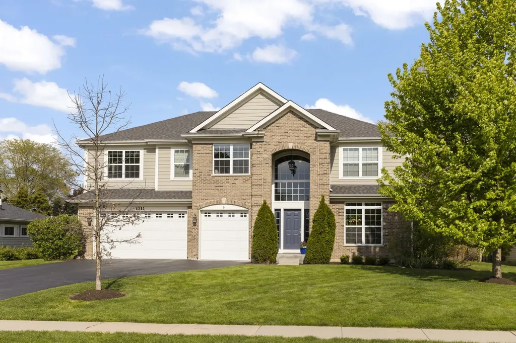 1711 Driving Park Road Wheaton IL 60187