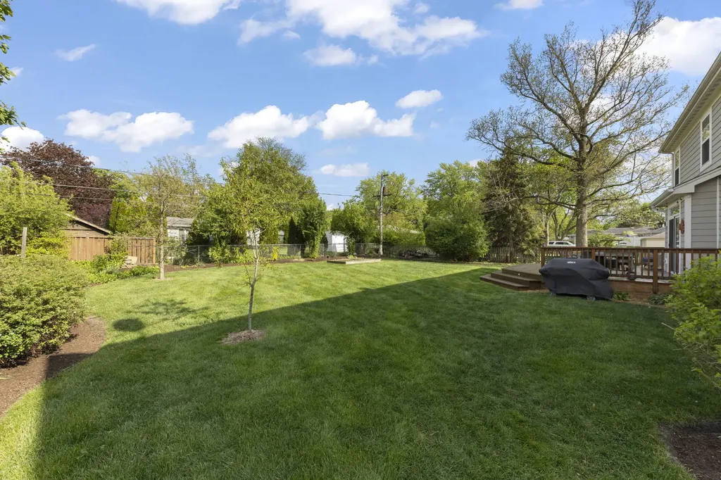 1711 Driving Park Road Wheaton IL 60187