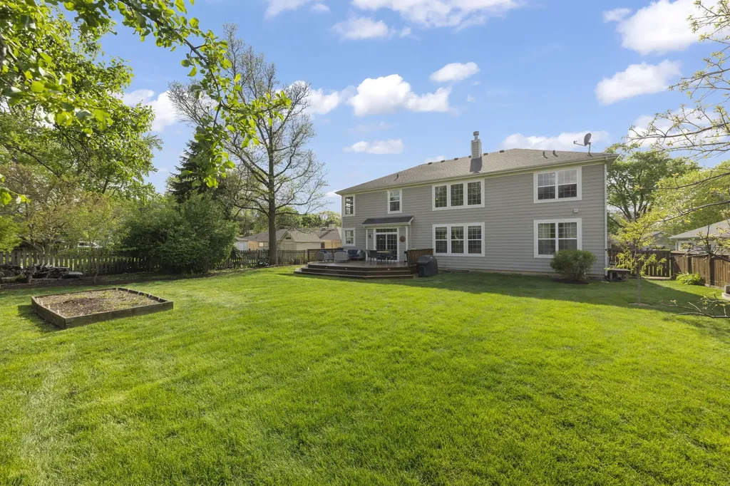 1711 Driving Park Road Wheaton IL 60187