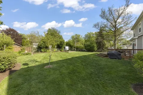 1711 Driving Park Road Wheaton IL 60187