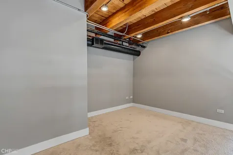 729 North Sangamon Street Chicago IL 60642