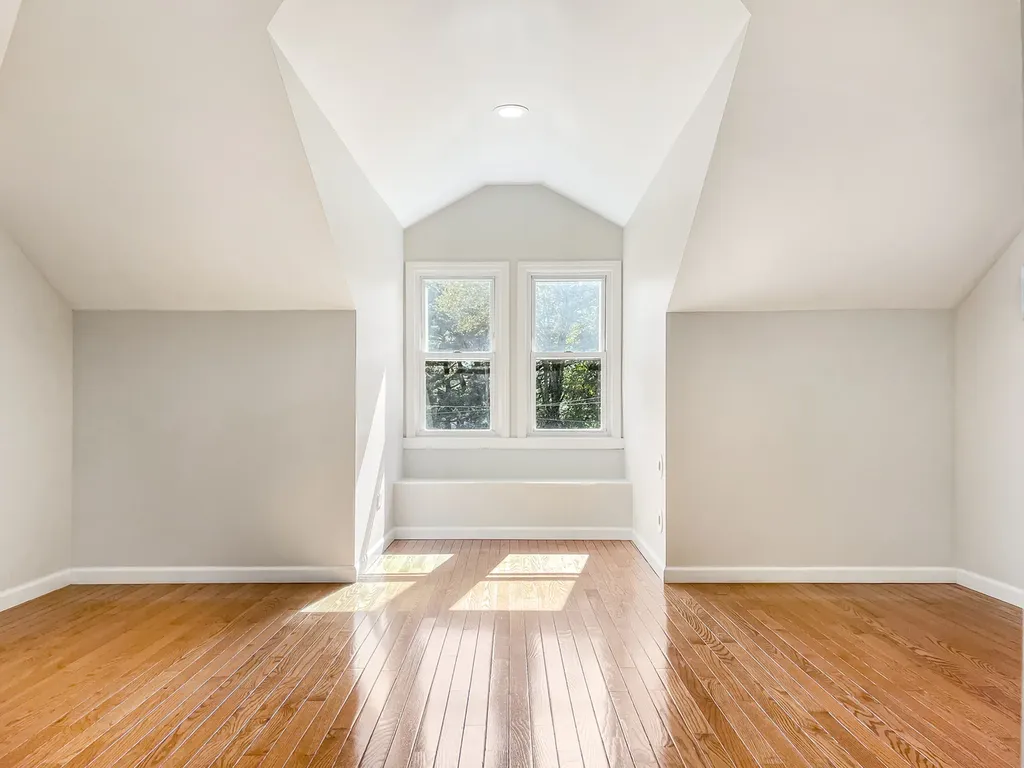 1201 Middlebury Lane Wilmette IL 60091