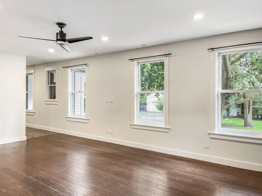 1201 Middlebury Lane Wilmette IL 60091