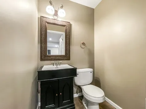 1201 Middlebury Lane Wilmette IL 60091