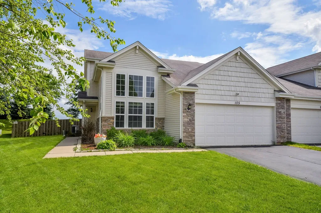 105 Catamaran Circle Pingree Grove IL 60140