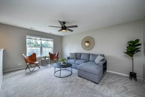 105 Catamaran Circle Pingree Grove IL 60140