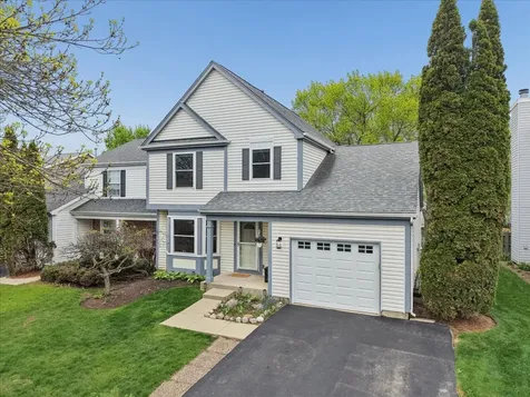 638 Sandwedge Place Gurnee IL 60031