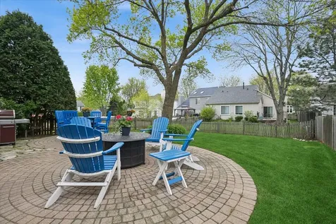 638 Sandwedge Place Gurnee IL 60031