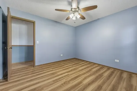 472 Elizabeth Drive Wood Dale IL 60191