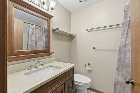 472 Elizabeth Drive Wood Dale IL 60191