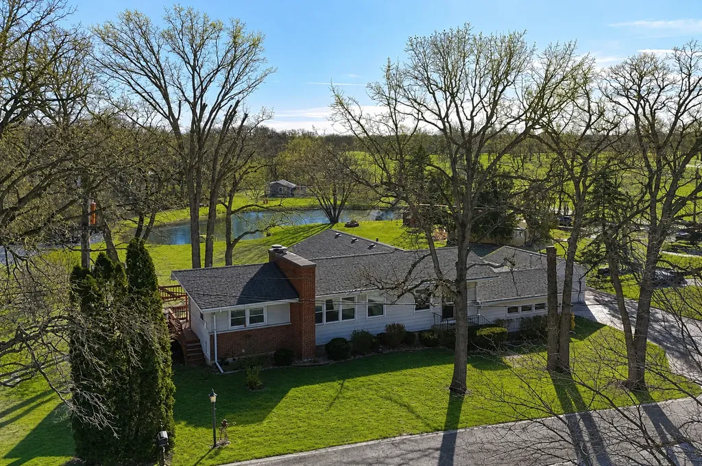 13 Riegel Oaks Lane Homewood IL 60430