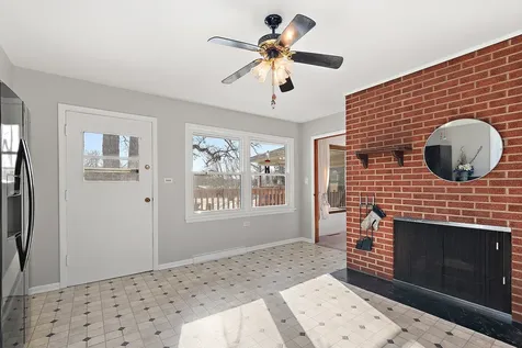 13 Riegel Oaks Lane Homewood IL 60430