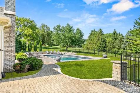 6N499 Brookhaven Lane St. Charles IL 60175