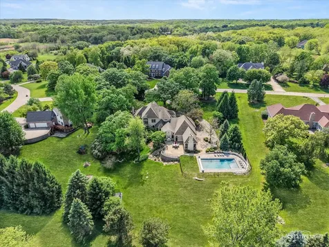6N499 Brookhaven Lane St. Charles IL 60175