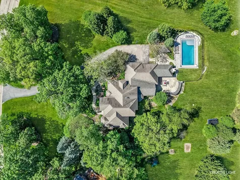 6N499 Brookhaven Lane St. Charles IL 60175