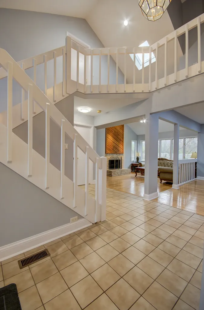 1104 Samstag Court Naperville IL 60563