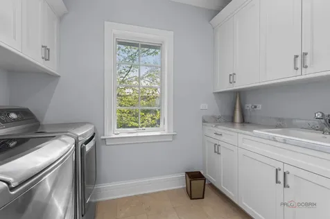 231 Woodlawn Avenue Winnetka IL 60093