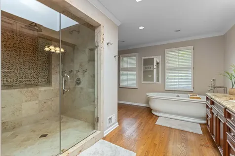 1541 Heritage Court Lake Forest IL 60045