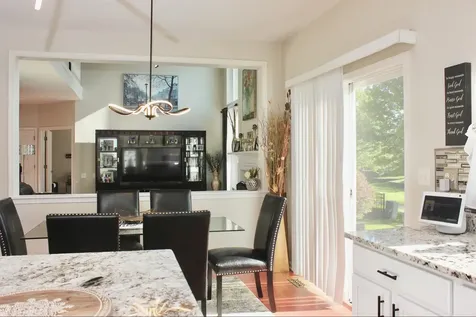 4740 Whitehall Court Algonquin IL 60102