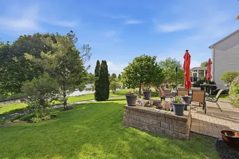 4740 Whitehall Court Algonquin IL 60102