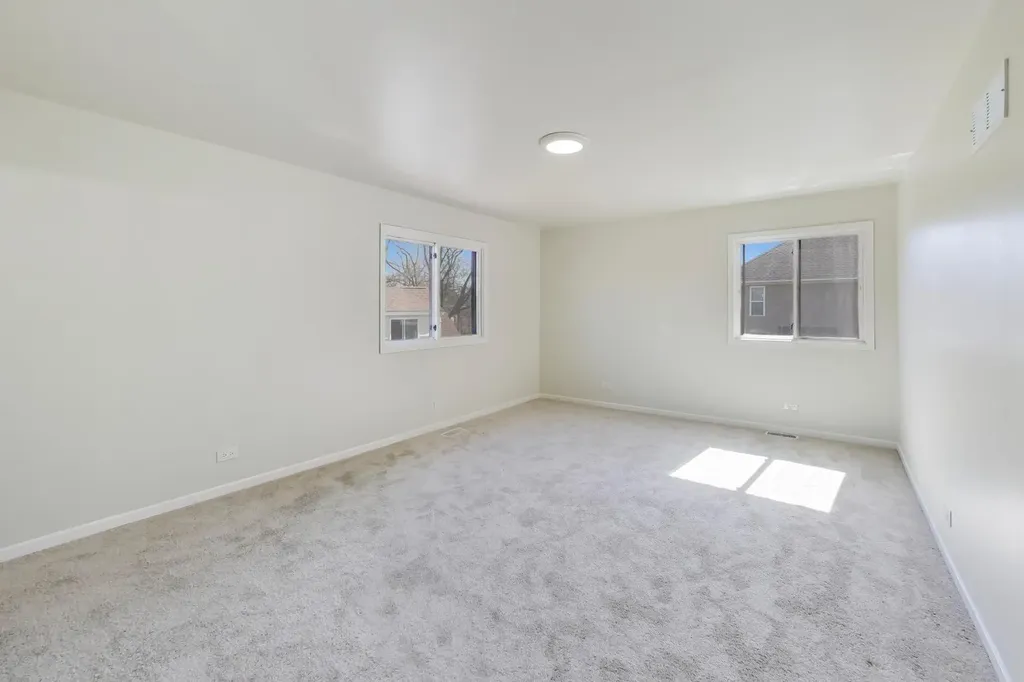 4505 Winchester Avenue Lisle IL 60532