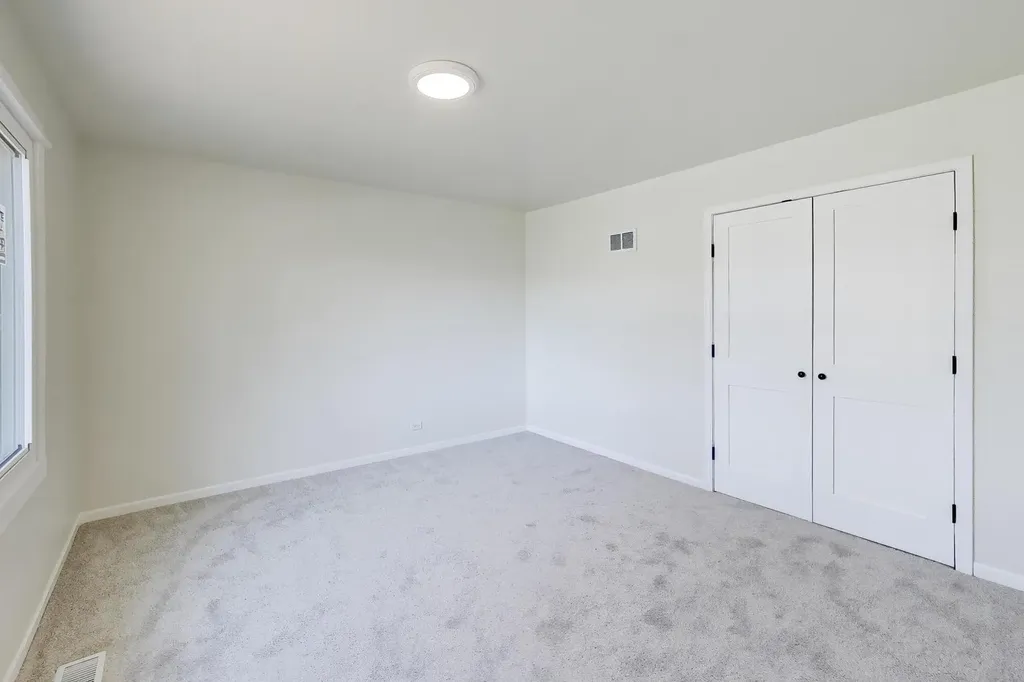 4505 Winchester Avenue Lisle IL 60532