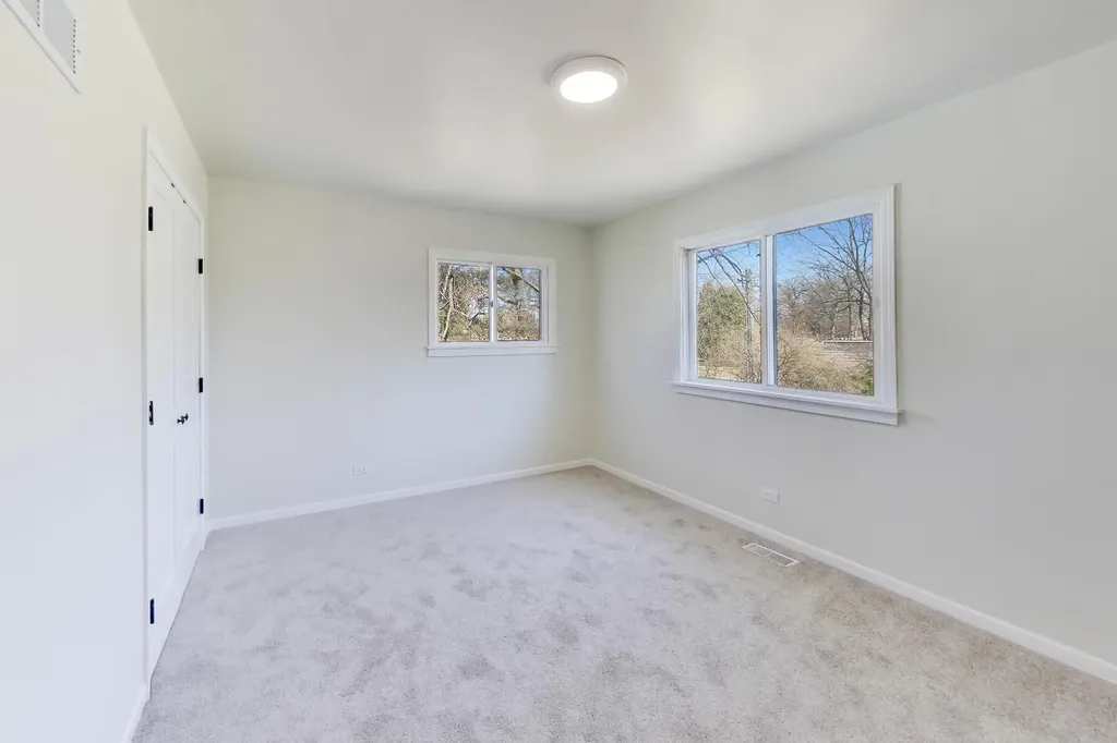 4505 Winchester Avenue Lisle IL 60532