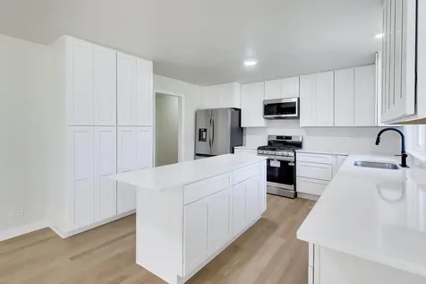 4505 Winchester Avenue Lisle IL 60532