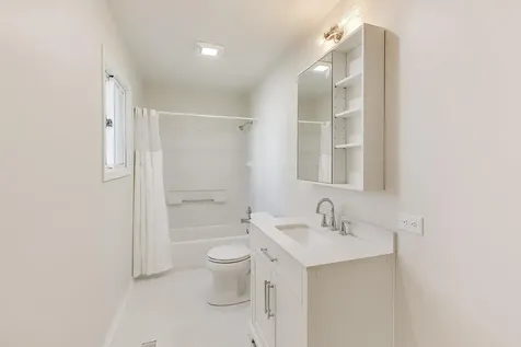 4505 Winchester Avenue Lisle IL 60532