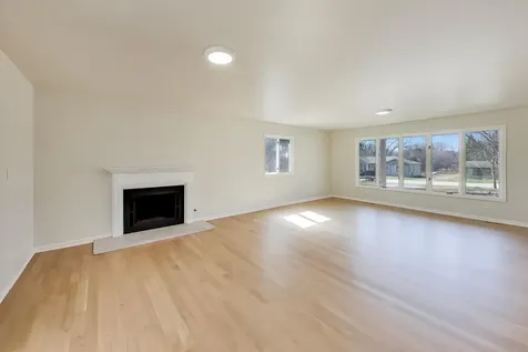 4505 Winchester Avenue Lisle IL 60532