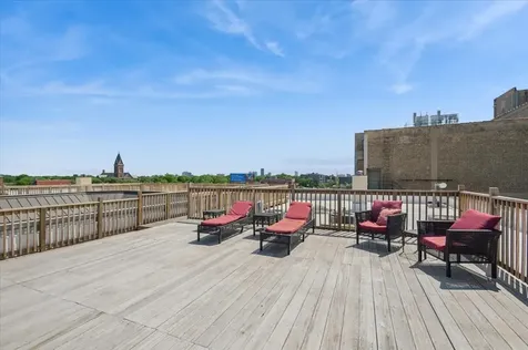 4751 North Artesian Avenue Chicago IL 60625